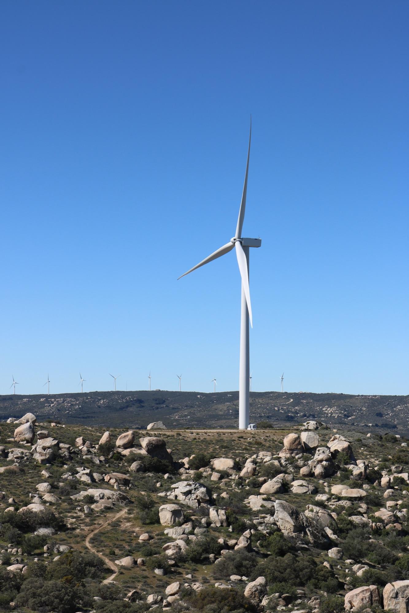 Climbing at Anza Borrego, CA — Anza Borrego — Desert Trad Day - Lowenbrau Pinnacle — photo 6
