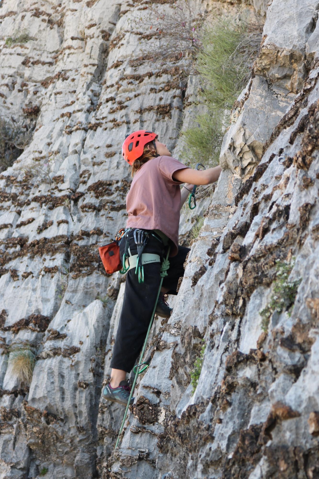 Climbing at Mt. Potosi, NV — Mt. Potosi — Spring Sport — Cuzcotopia Wall — photo 2